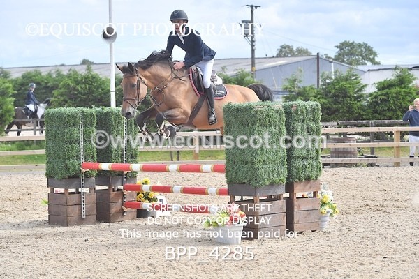 BPP_4285 - CLASS 12 SUN Senior British Novice/ 90cm Open