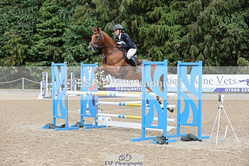 250803A-142424-14662 - P-706-Tichy.Sanders-A.MOMENT.IN.TIME