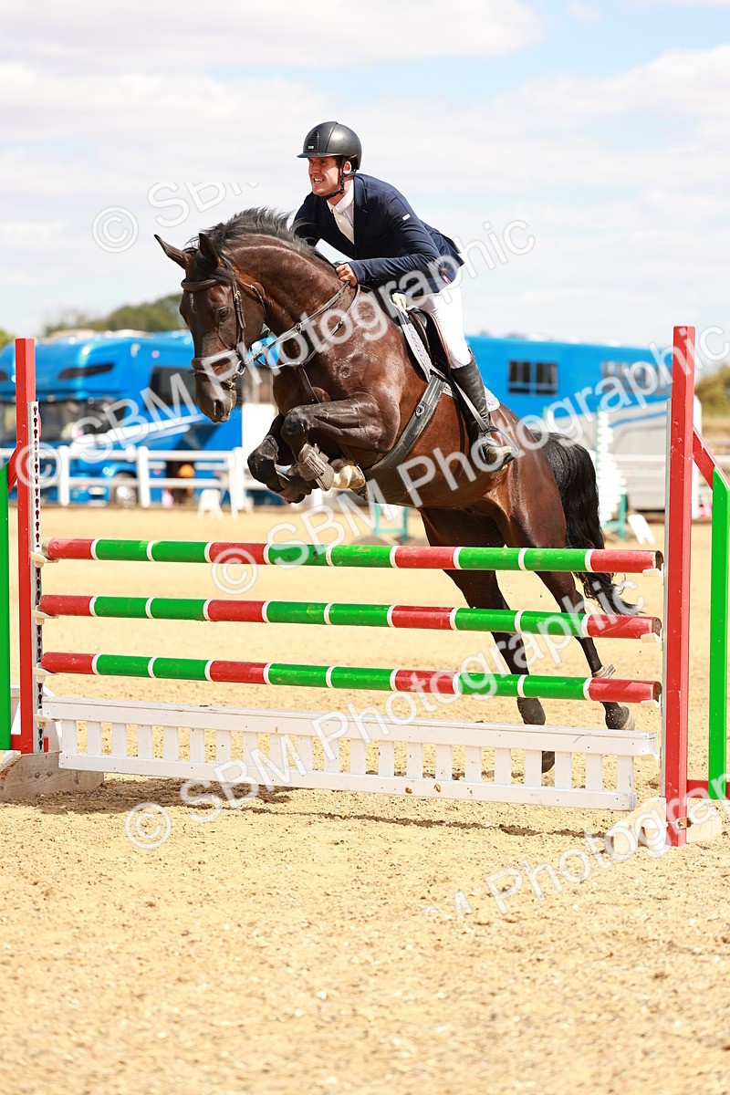 SBM_006582 - Class 4 - Senior British Newcomers - 1.10m