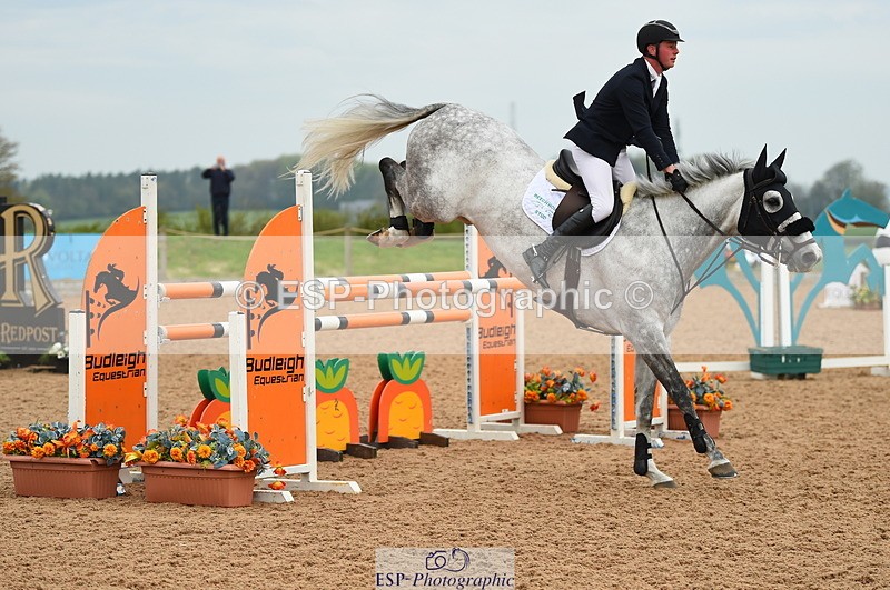 230504A-092426-00345 - Cls 8 Snr Foxhunter