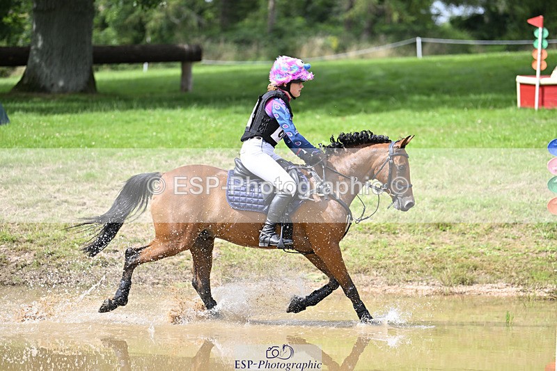 240804-151603-18174 - 601-Tichy_Sanders-UBERTON_VAN_HET_DALHOF