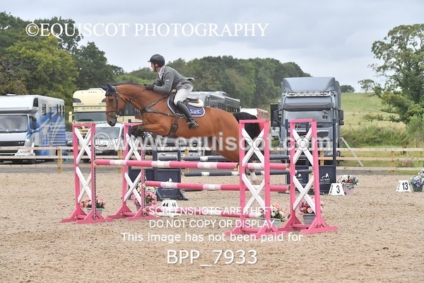 BPP_7933 - CLASS 14 SAT Senior Newcomers/ 1.10m Open