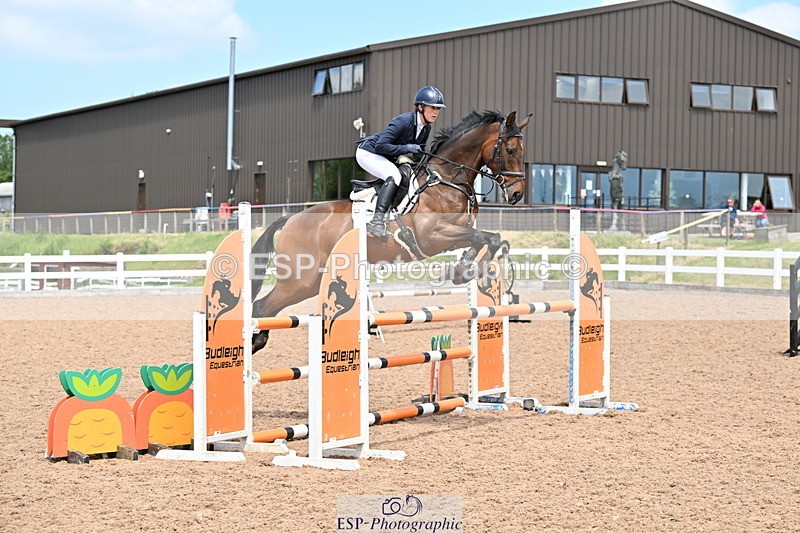 240605A-140521-00651 - Cls 4 Newcomers and 1.10m Open