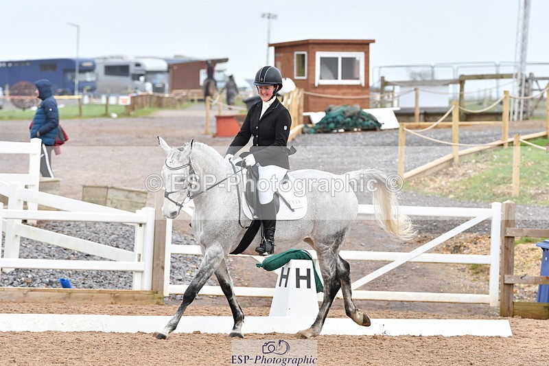 240121A-113011-00574 - Cls 5 Novice 37A