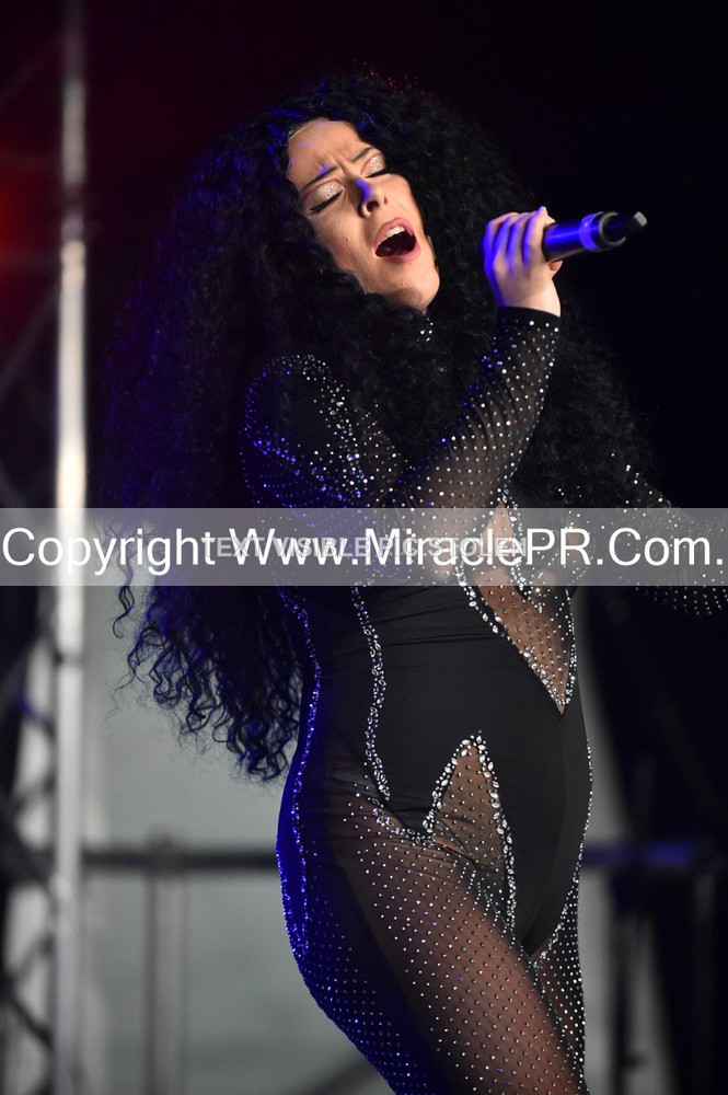 SH4_6482 - The Cher Experience