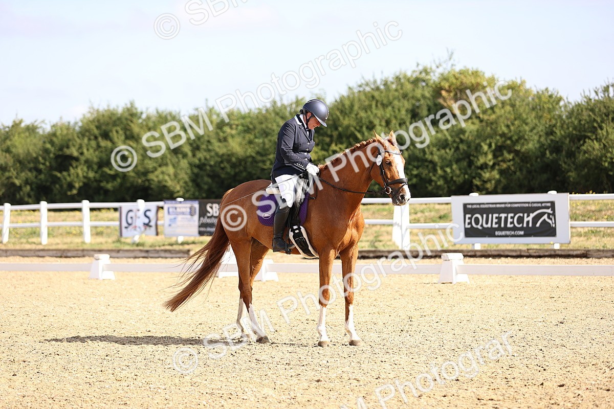 SBM_008608 - Novice 5 - 08.30-9.33