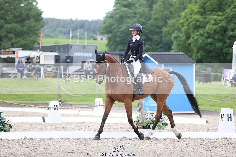 240523-180326-06302 - 329-GLOBAL_AMARETTO-Charlotte_Agnew