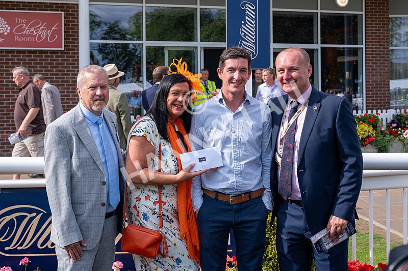 020825-Race 6-Big Leader-7548 - Race 6