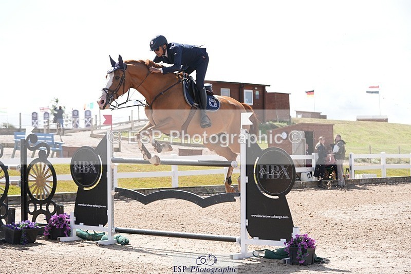 250720-103839-18825 - Cls 12, 1 Star Bronze Tour Accumulator