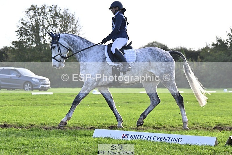 241025-140305-09583 - 384-Kerri.Mcnicol-CALGARY