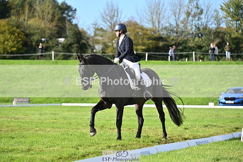 251024A-121001-09524 - F-468-Tabitha.Stephenson