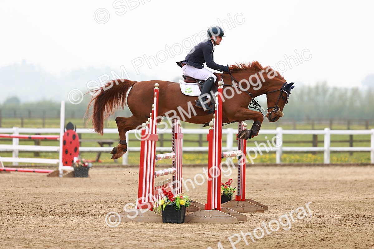  - Class 18 - Senior Newcomers - 1.10m