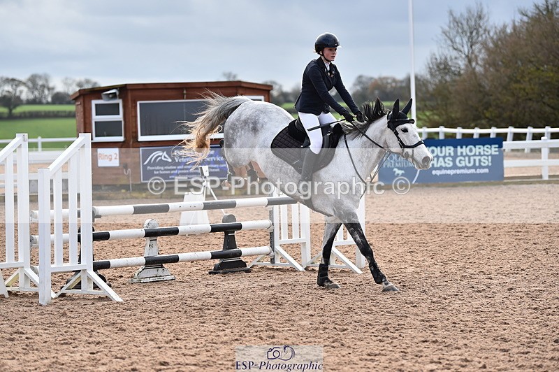 231203A-125800-01240 - Cls 9+10 Children on Horses 1m & 1.10m