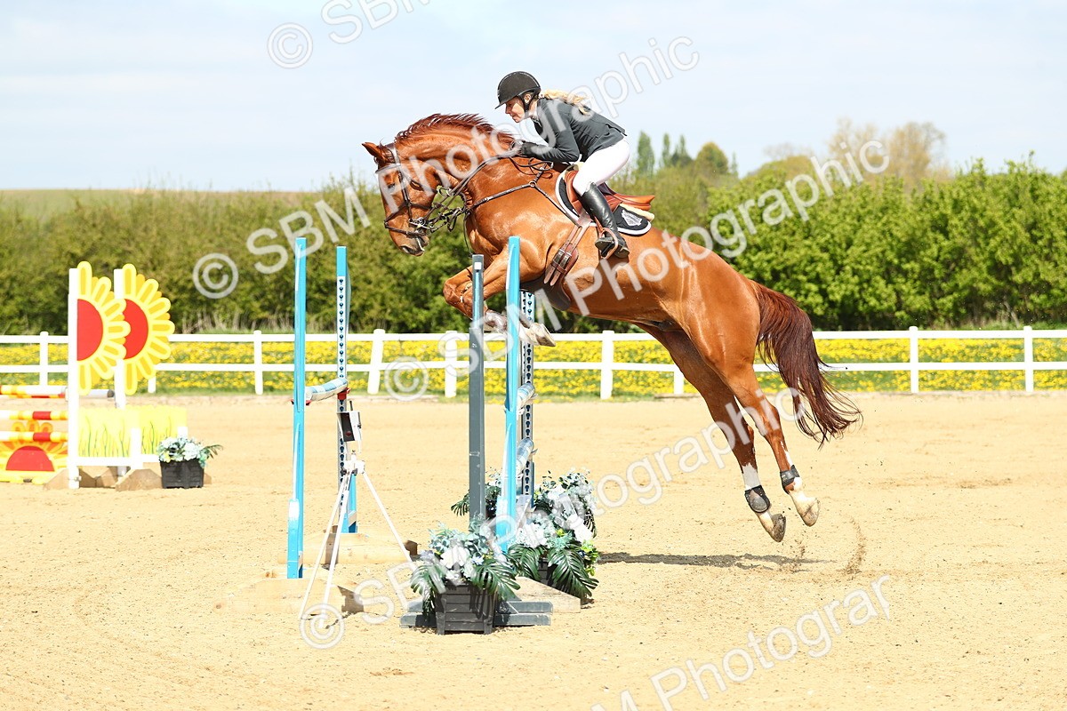 SBM_001285 - Class 5 - Senior Foxhunter 1.20m