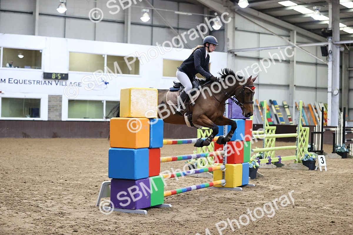 SBM_001553 - Class 4 - Senior Newcomers - 1.10m Open