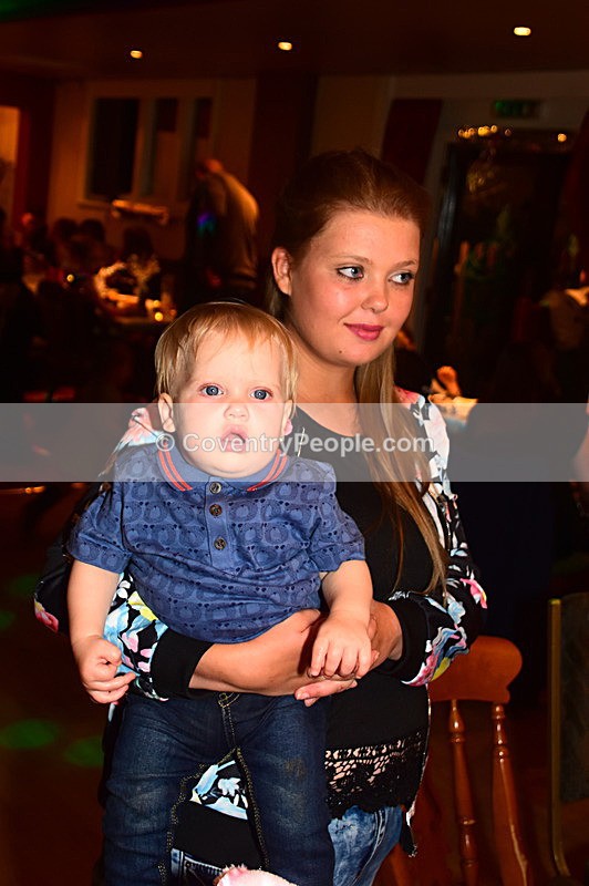HAS-328 - Ash and Leanne