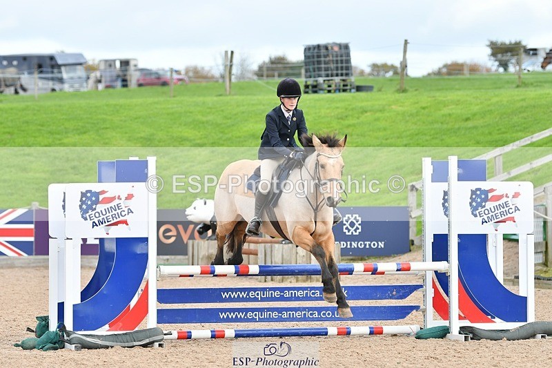 251026-115611-02687 - Cls 23+24 80cm Club and Schools