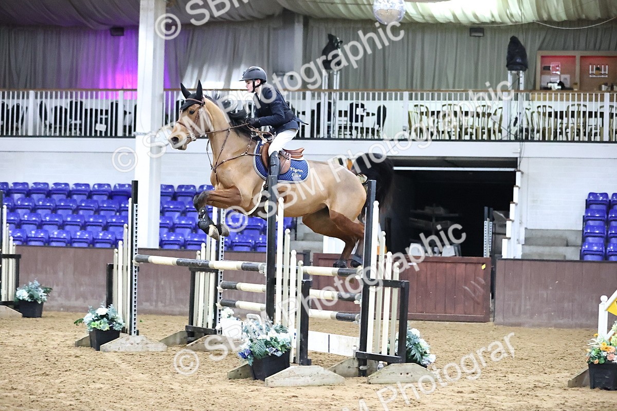 SBM_2571 - Class 9 - Senior Newcomers/ 1.10m Open