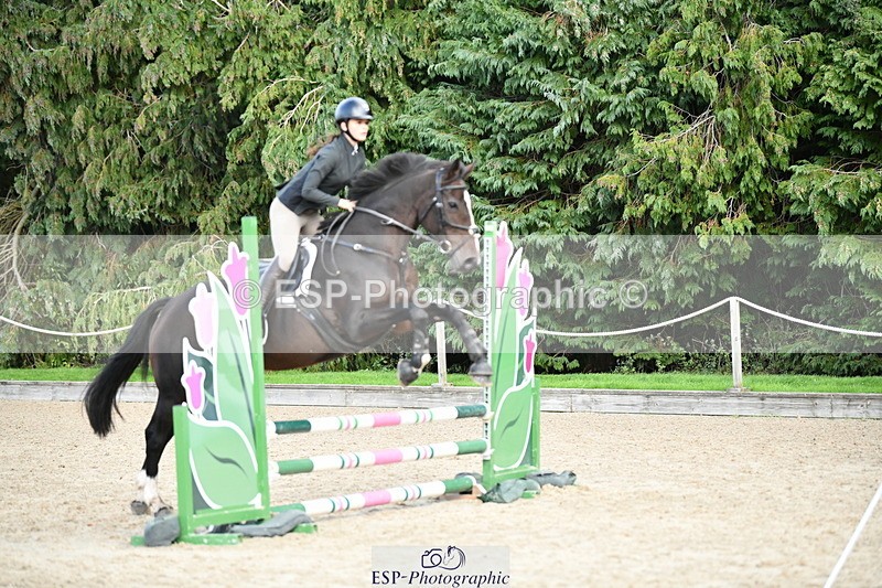 251004A-150843-01686 - Classes 8 & 9 70cm