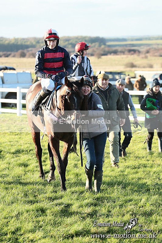 PtP 301125  0802 - Hursley Hambledon Point-to-Point Larkhill Racecourse 30/12/2025