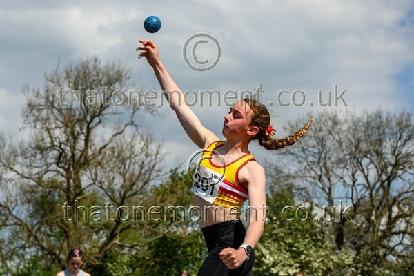 West25Sat-919717 - Track Male