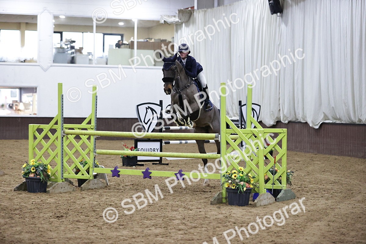 SBM_001056 - Class 4 - Senior Newcomers/ 1.10m Open