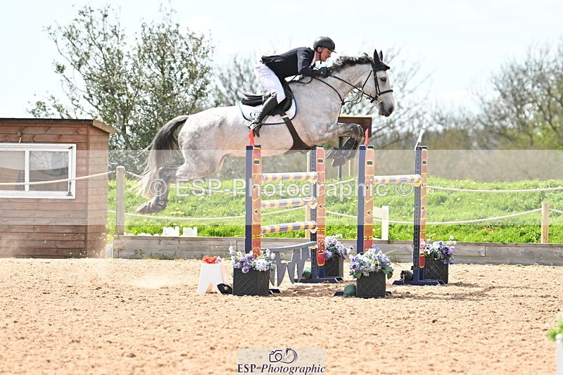 240418A-141455-04287 - Cls 9, 2 Star Big Tour 1.40m