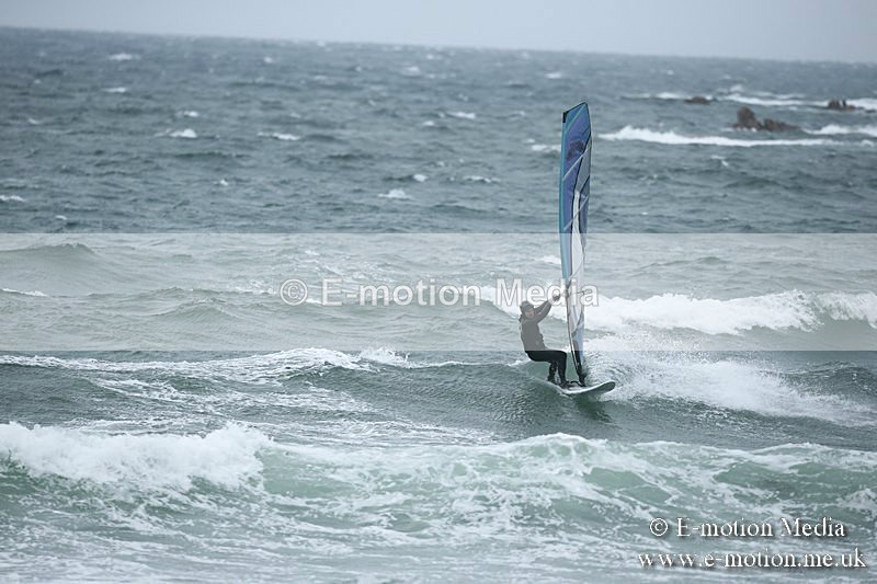 WS 150913-116 - Windsurfing