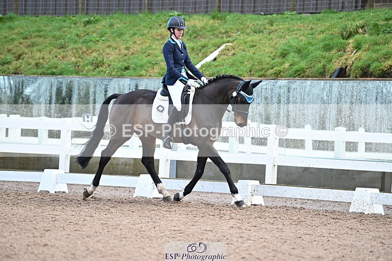 240218A-105402-05729 - 232-Alys.Matravers-VORVASHILL.VERTIGO