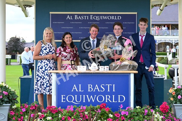 280625-Race 7-Titian-1355 - Race 7 5.25pm Al Basti Equiworld Dubai Amateur Jockeys' Handicap