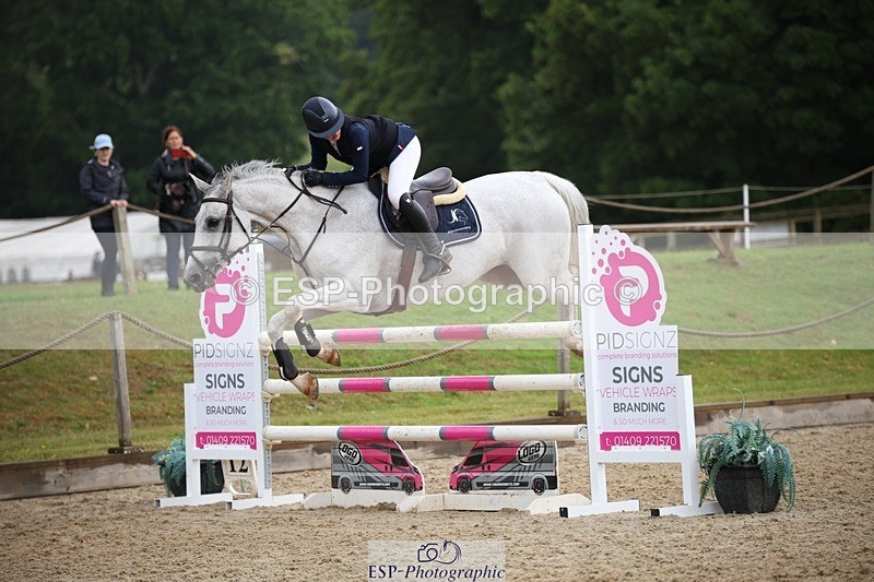 230708-142241-14053 - Cls 26 Newcomers & 1.10m Open