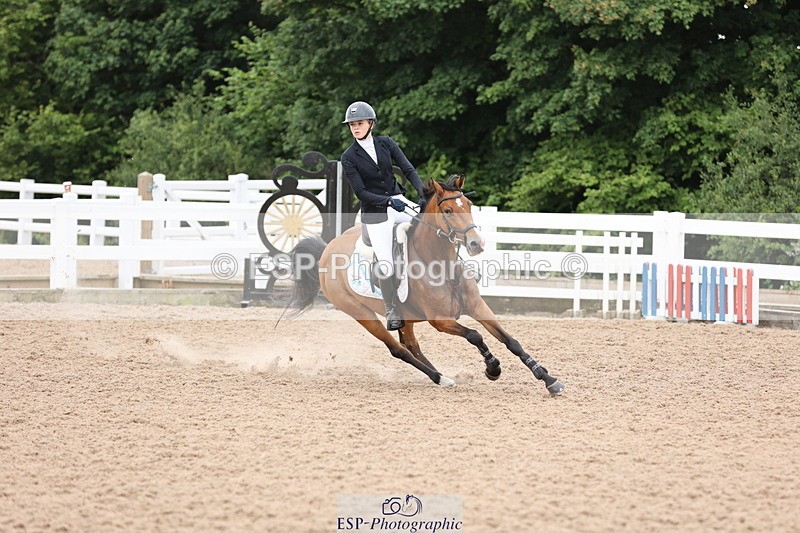 240630A-161541-15086 - Cls 33 Foxhunter and 1.10m Open