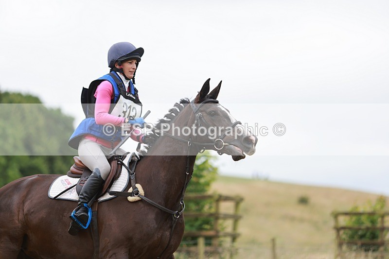 240630X-113636-5908 - 313-Sarah_Perry-HELLO_DS