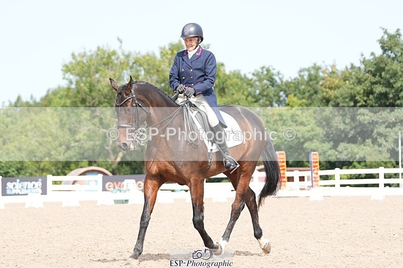 250815-120146-01036 - 015-Susan.LanzWellshead.Foxtrot