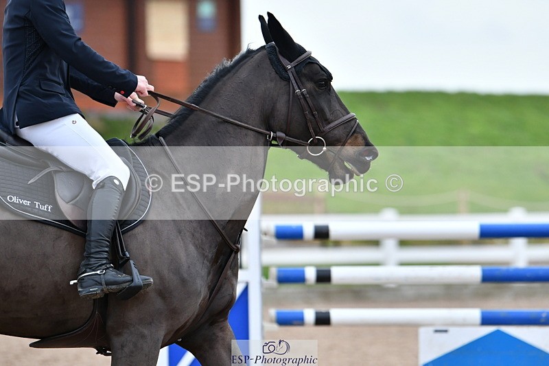 240124A-143150-00867 - Cls 5 Foxhunter & 1.20m Open