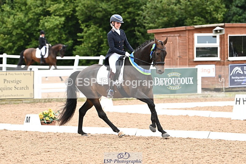 240815A-153957-02423 - Cls 3-P PSG Bronze