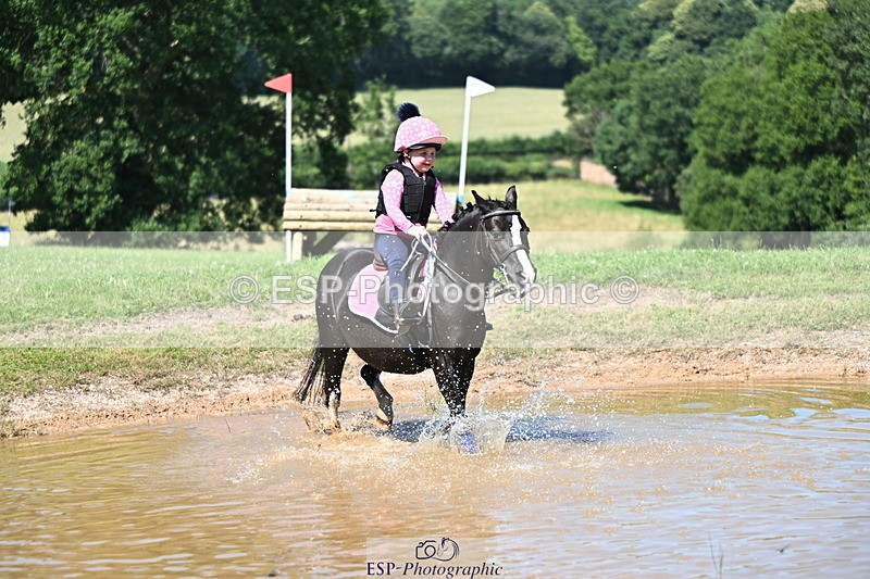 240729B-150221-03027 - Abbie's Group XC