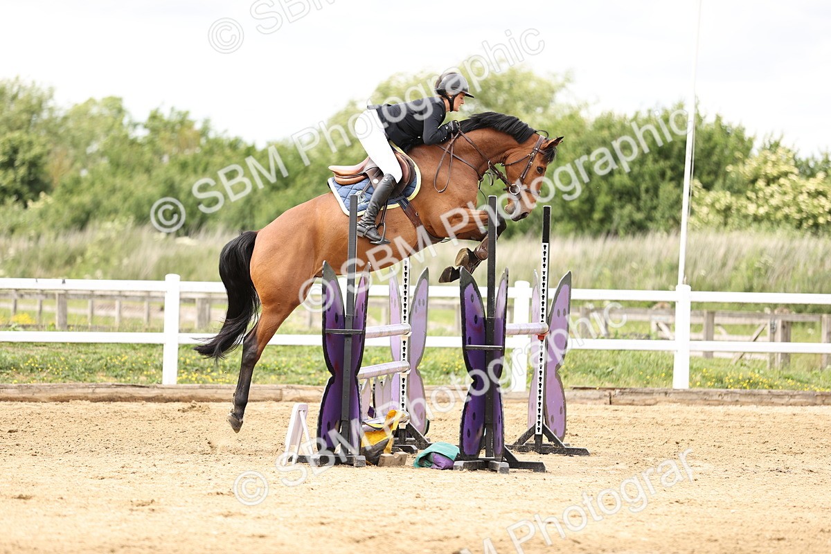 SBM_003236 - Class 11 - Senior Newcomers - 1.10m