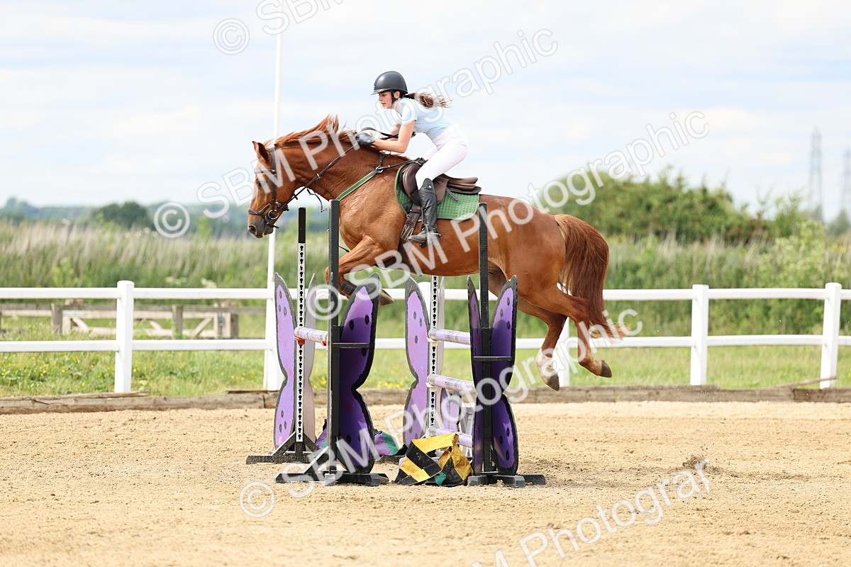 SBM_006115 - Class 19 - Senior Newcomers - 1.10m