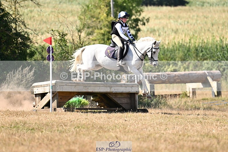250824A-151023-38692 - 2150-Millie.Peaty-Crabbswood.Zenab