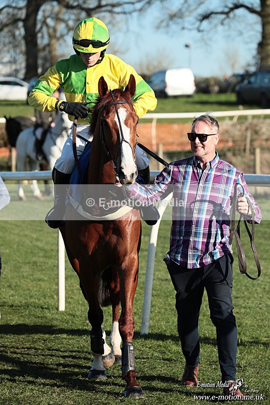 PtP 210326 1186 - VWH Cirencester Races 21/03/26