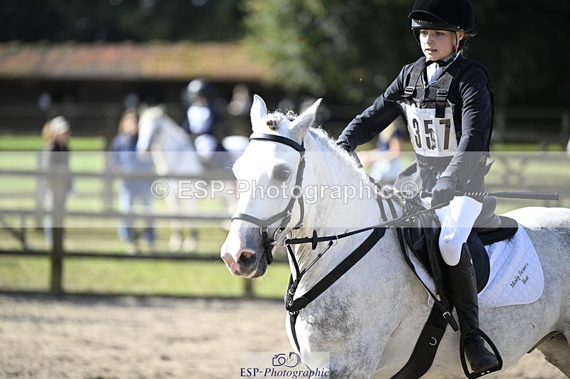 240823X-095538-14966 - 60cm R2 9.30 to 11.00