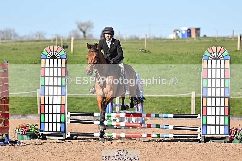 250401-171049-00296 - 70cm classes