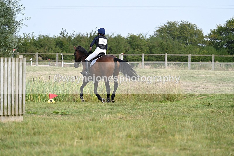 WJ7_8047 - 80cm XC Time 15:07 to 15:25
