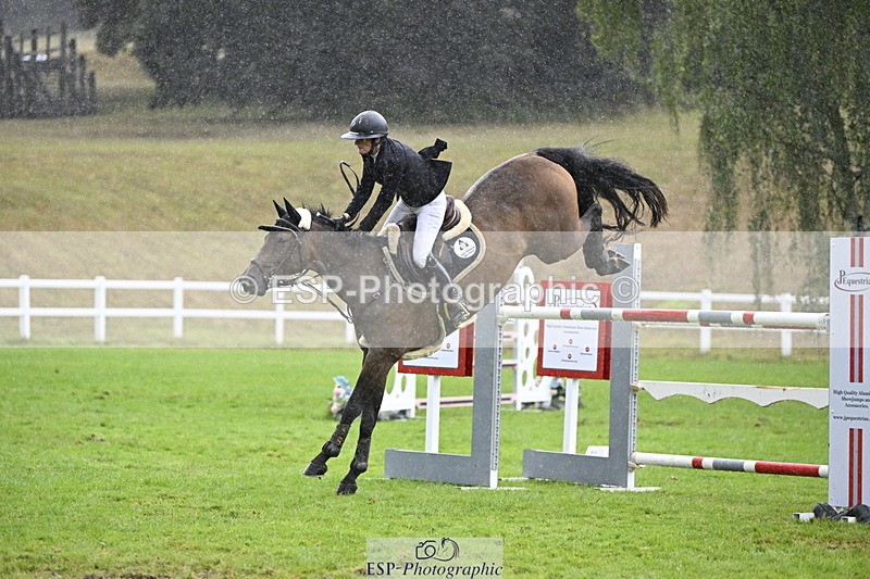 250831A-135922-10577 - Cls 37 Snr 1.35m Grand Prix