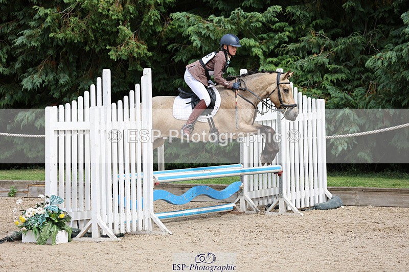 240823X-142833-18413 - 70cm R1 13.45 to 15.30