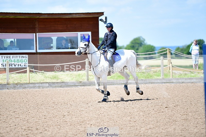 240525A-120906-05689 - Cls 20 85cm National Am Qualifier