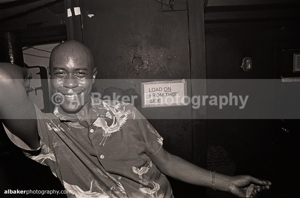 27 - Friends-&-Family @ the-roadhouse 07.04.01