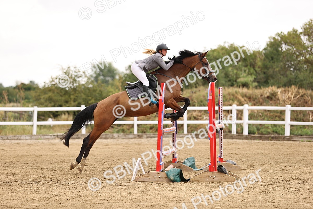SBM_026334 - Class 12 - Amateur Championship Qualifier 1.05m