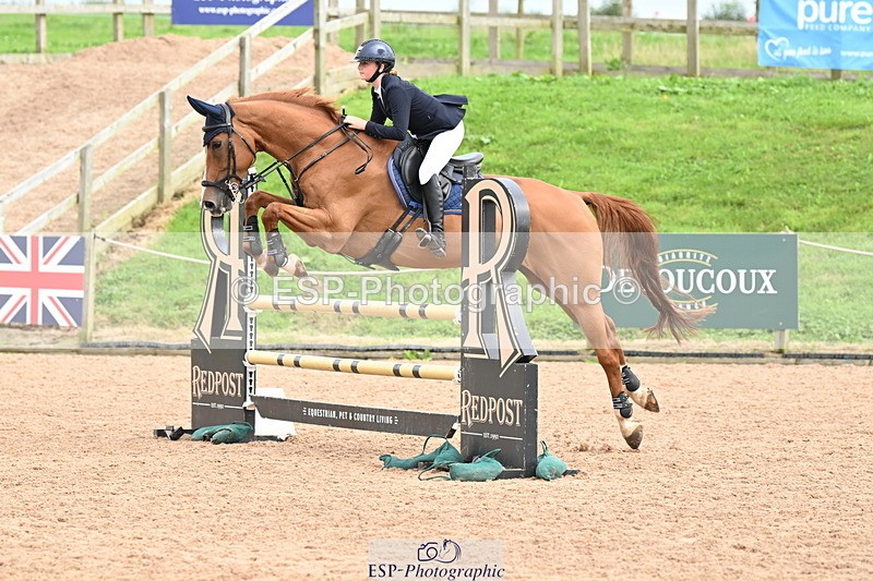 240908A-132830-03996 - Cls 15 U21 Intro 90cm-1.00m  Team Comp